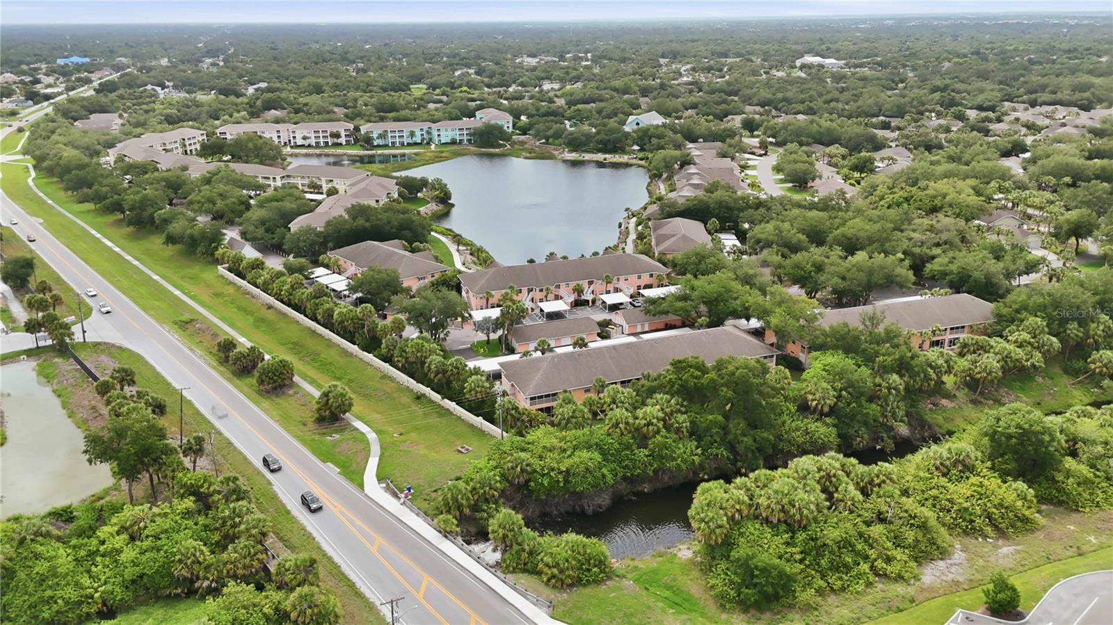HERITAGE OAK PARK WATERS EDGE - Residential