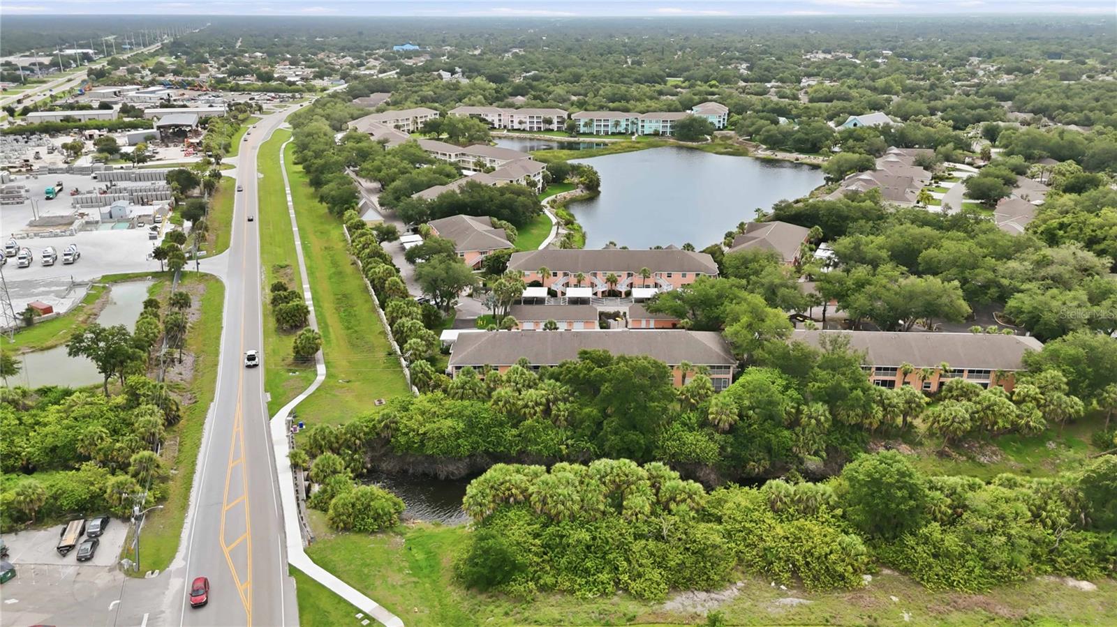 HERITAGE OAK PARK WATERS EDGE - Residential