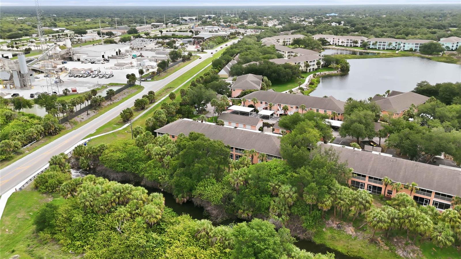 HERITAGE OAK PARK WATERS EDGE - Residential