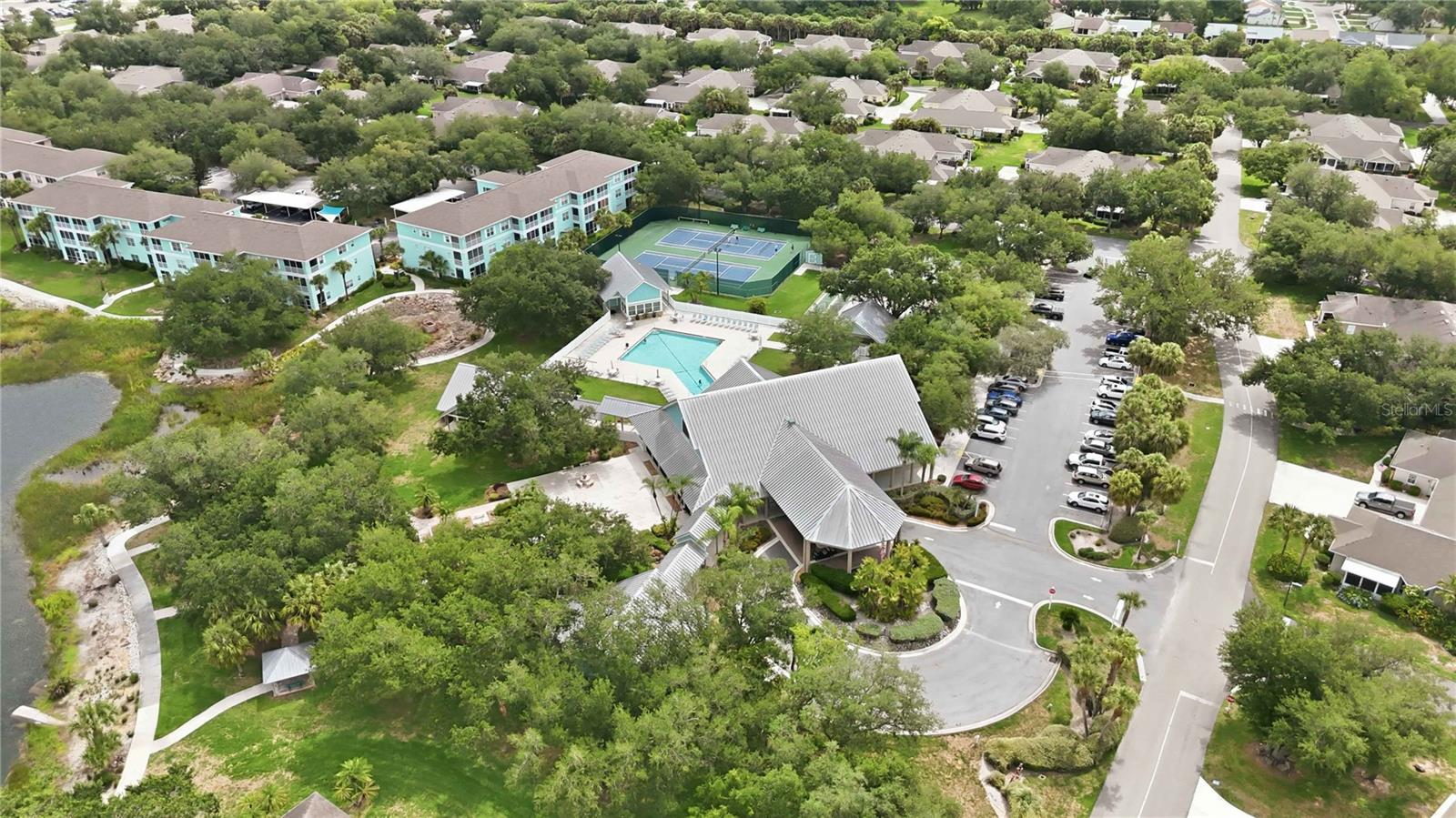 HERITAGE OAK PARK WATERS EDGE - Residential