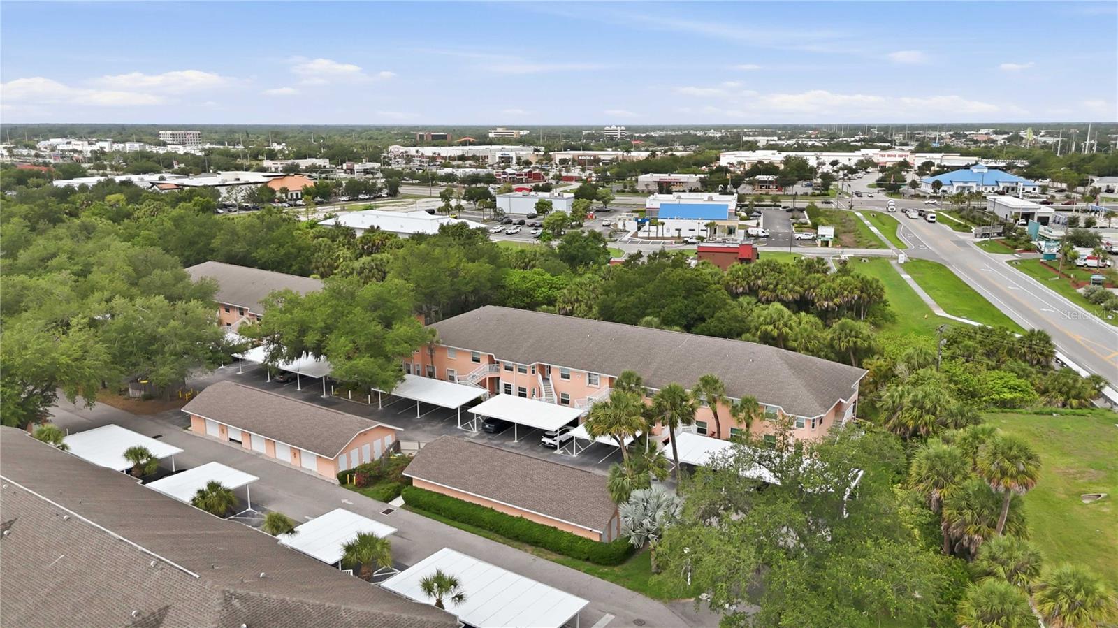 HERITAGE OAK PARK WATERS EDGE - Residential