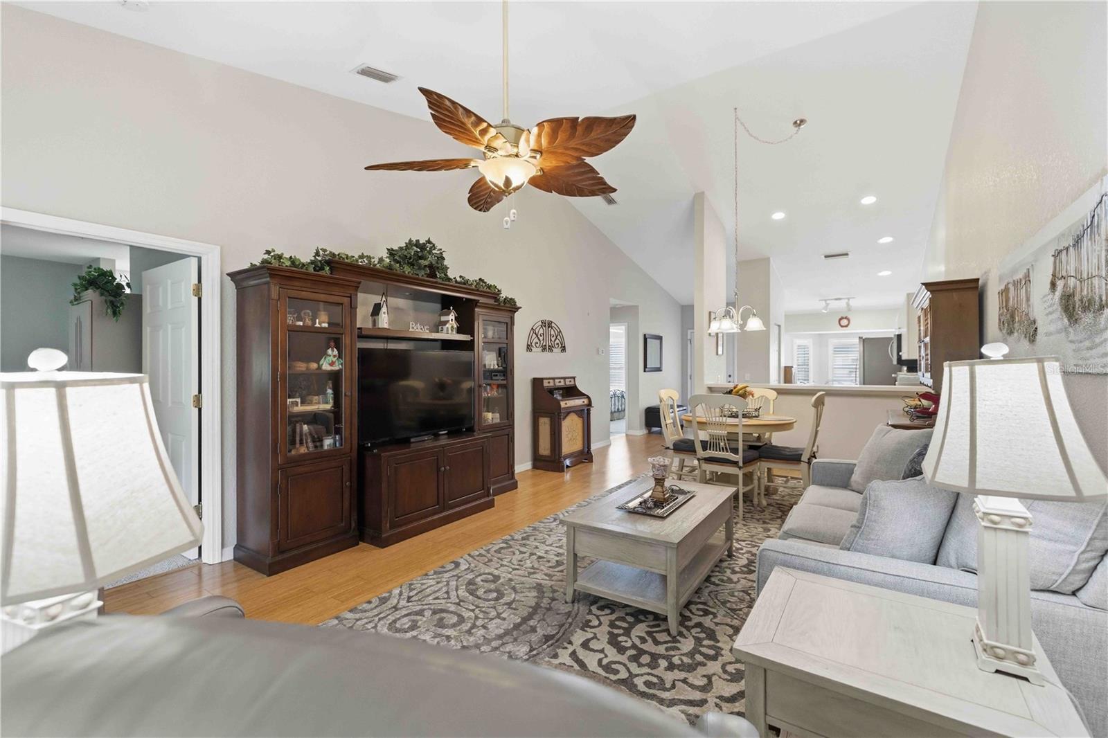 HERITAGE OAK PARK WATERS EDGE - Residential