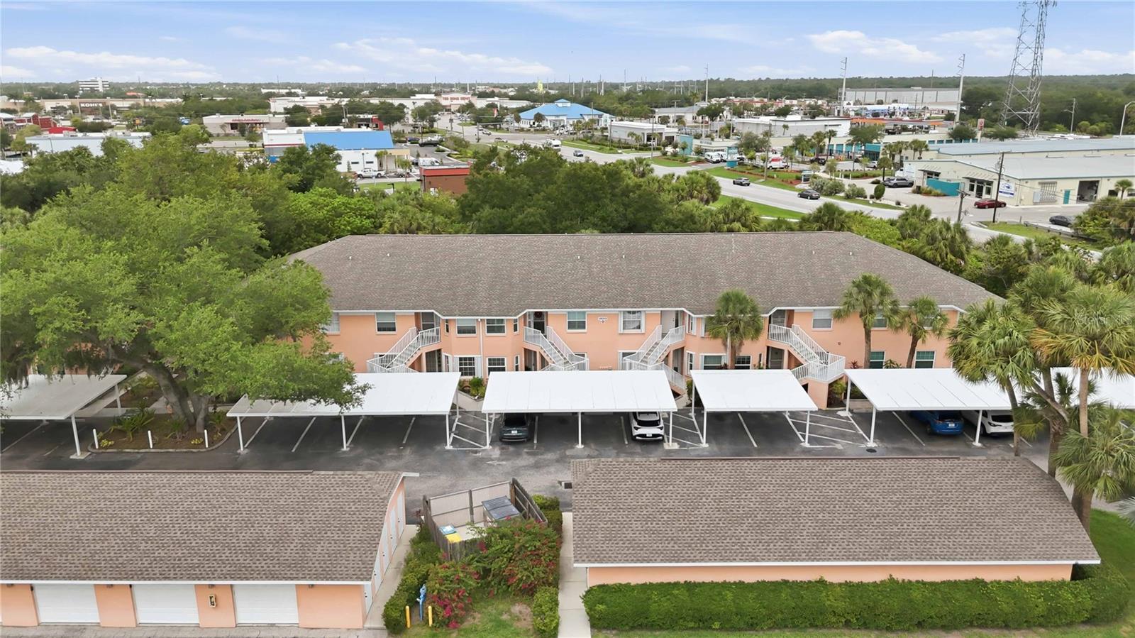 HERITAGE OAK PARK WATERS EDGE - Residential