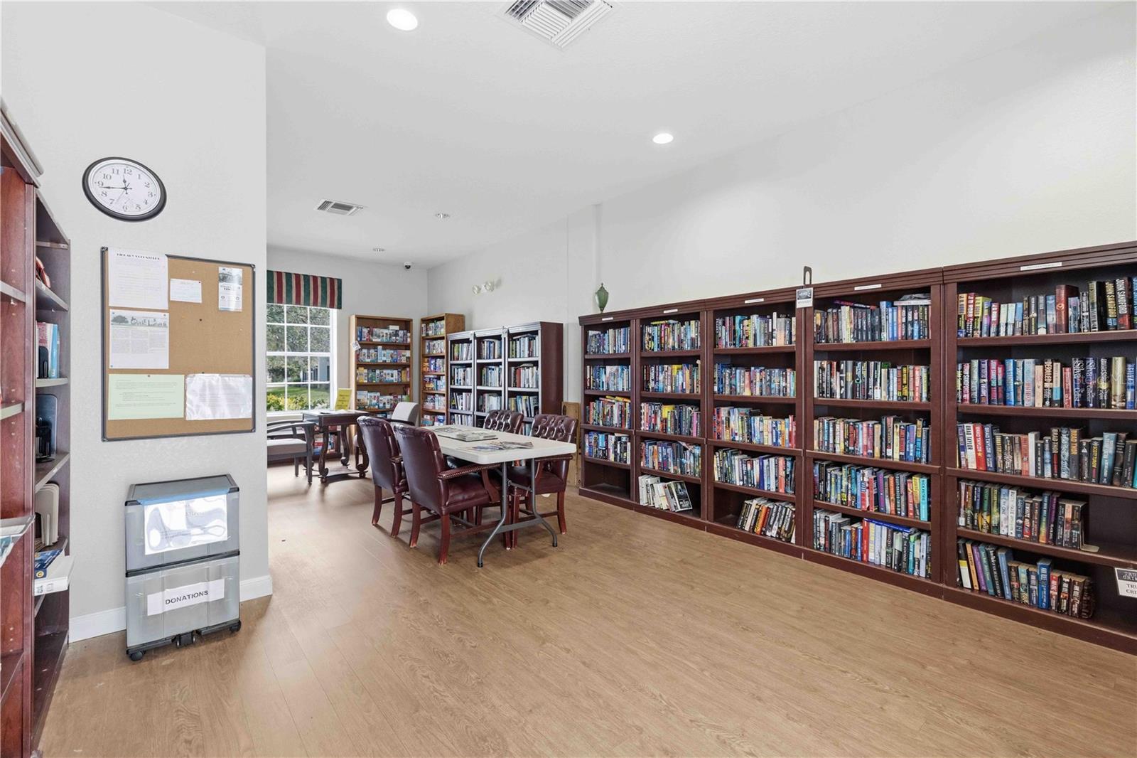 HERITAGE OAK PARK WATERS EDGE - Residential