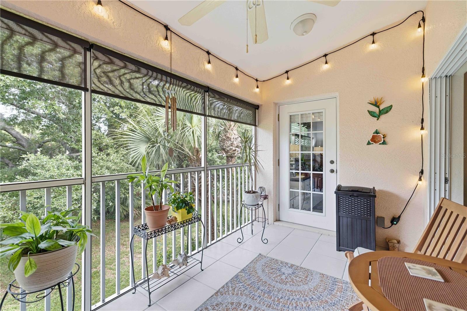HERITAGE OAK PARK WATERS EDGE - Residential