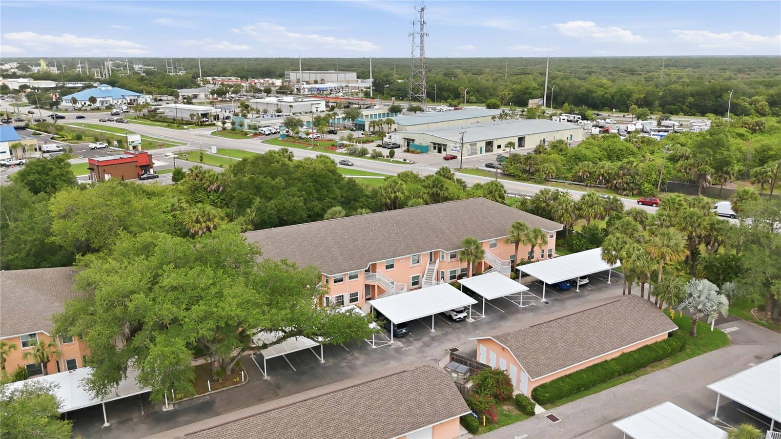 HERITAGE OAK PARK WATERS EDGE - Residential