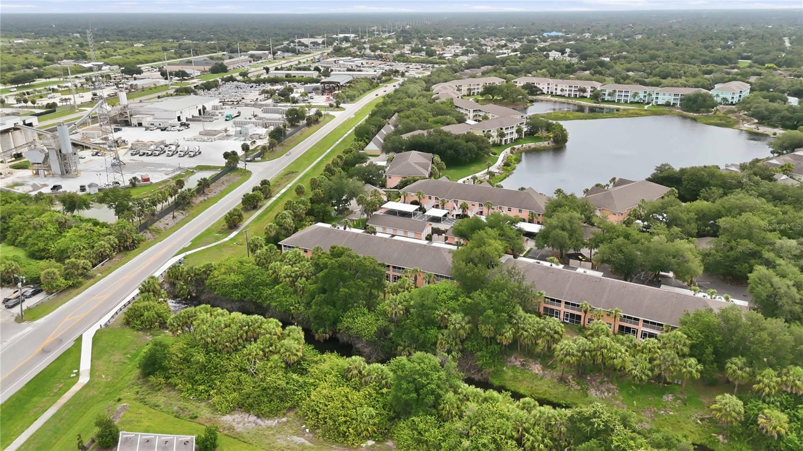 HERITAGE OAK PARK WATERS EDGE - Residential