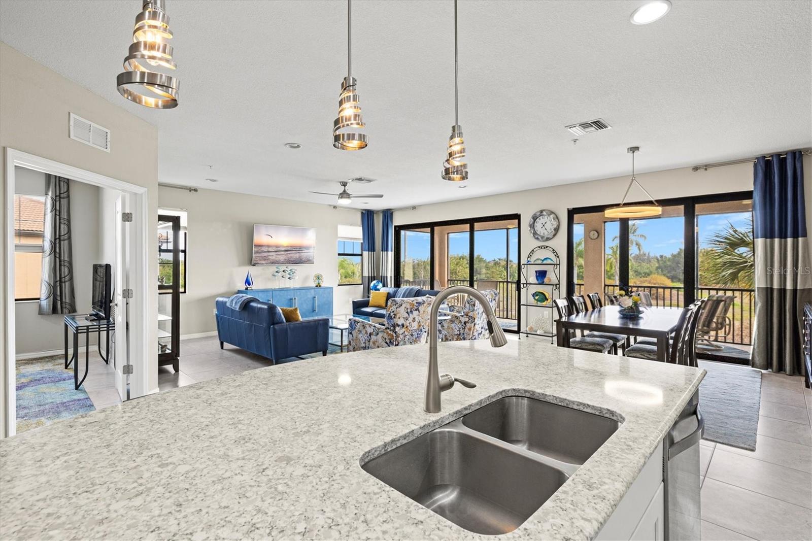 SARASOTA NATIONAL - Residential