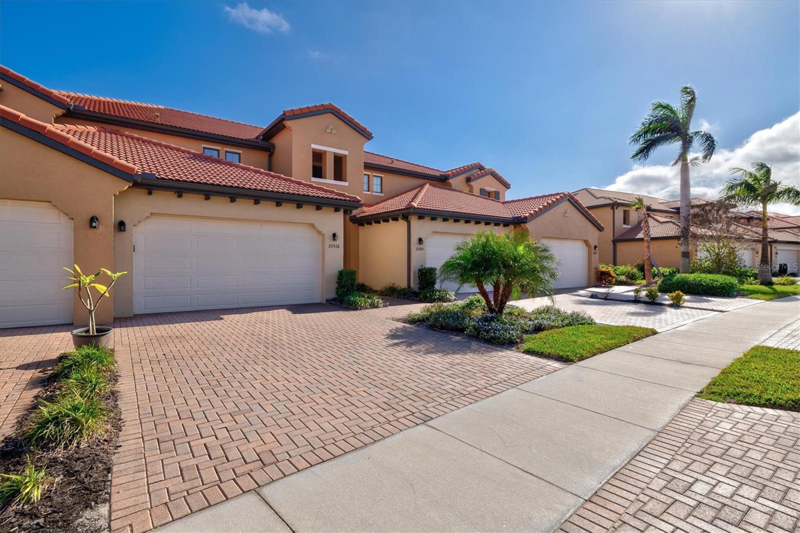 SARASOTA NATIONAL - Residential
