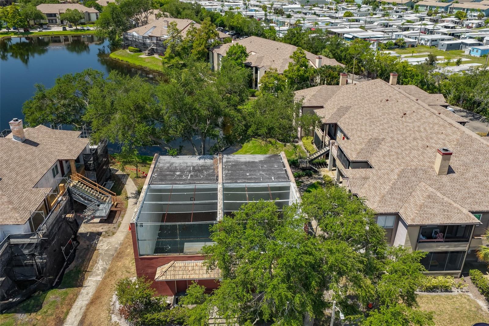 ITOPIA PRIVATE RESIDENCES CONDO - Residential