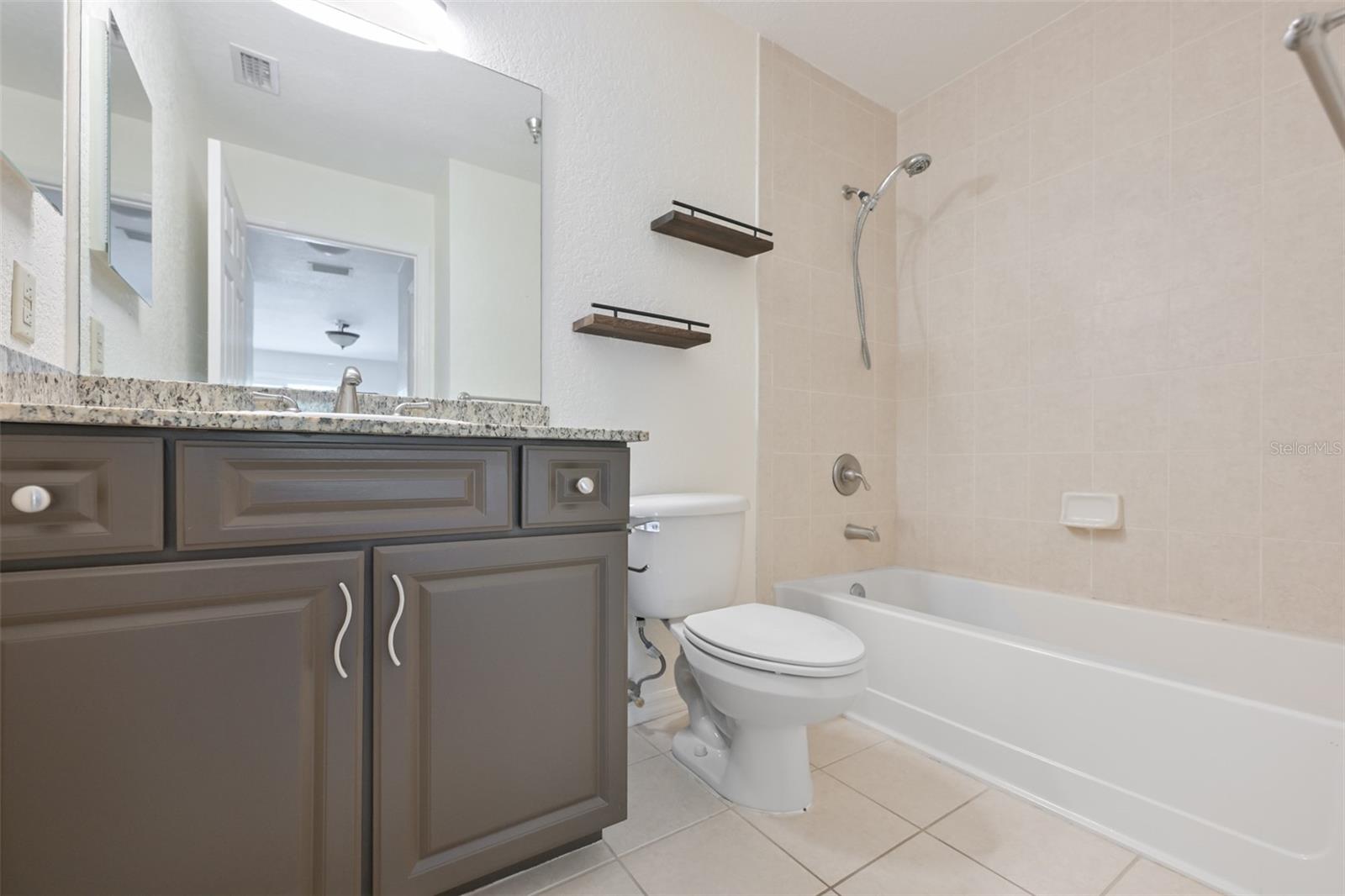 ITOPIA PRIVATE RESIDENCES CONDO - Residential