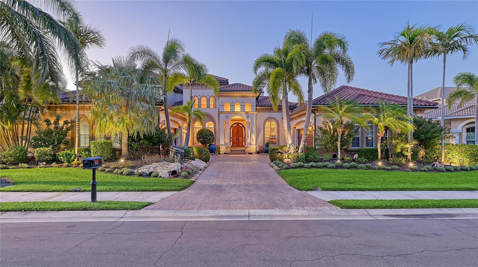 ISLAND AT RIVIERA DUNES - Residential