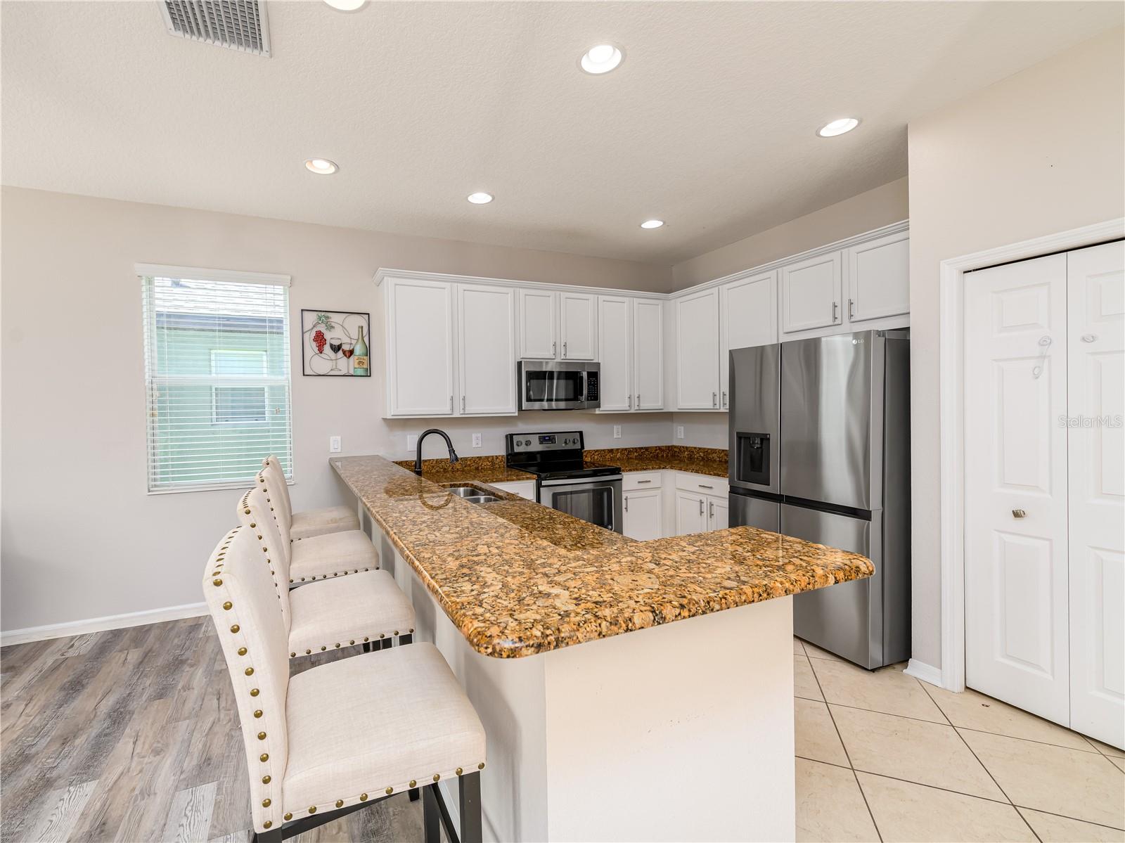 AVELAR CREEK NORTH - Residential