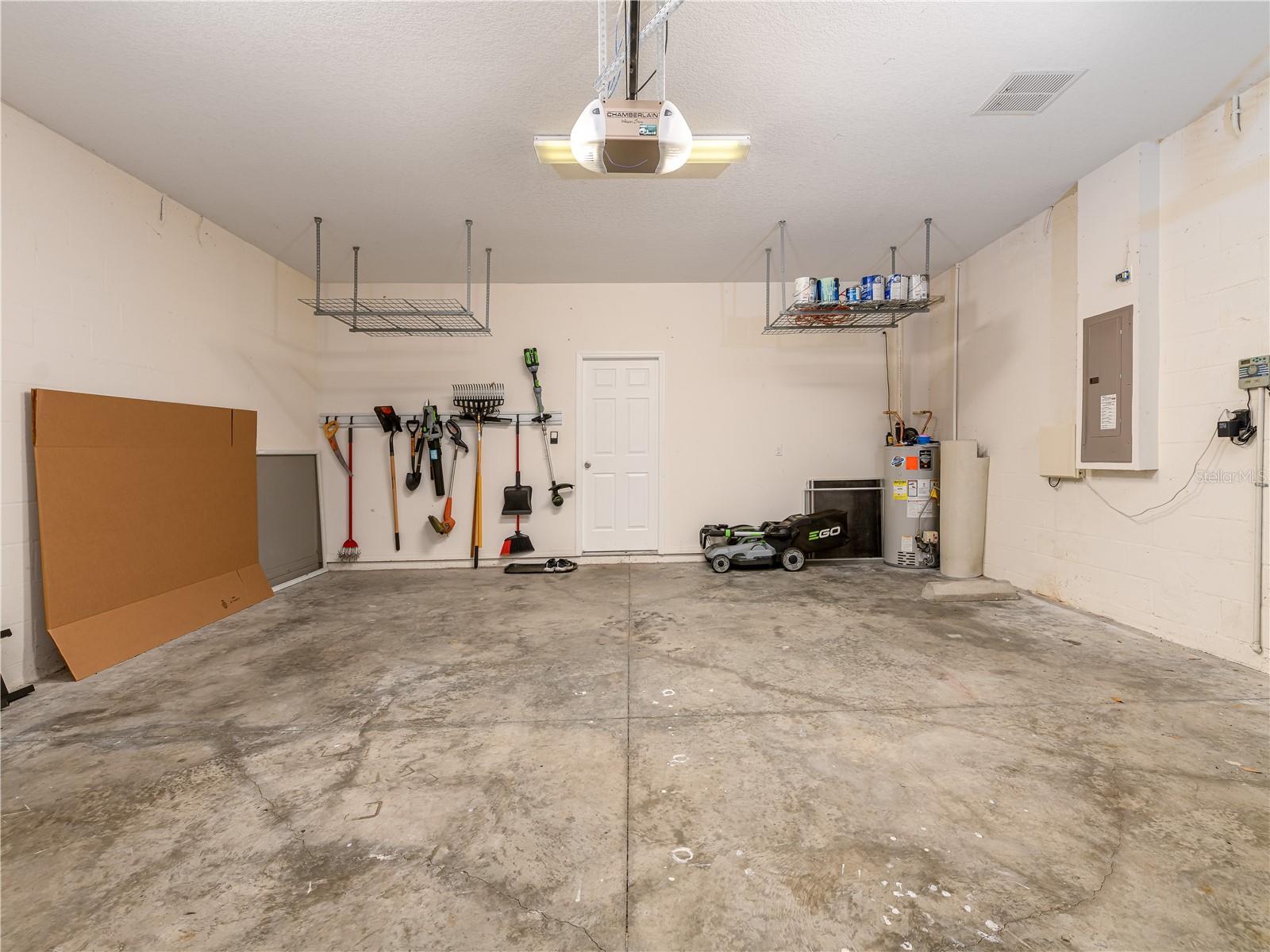 AVELAR CREEK NORTH - Residential