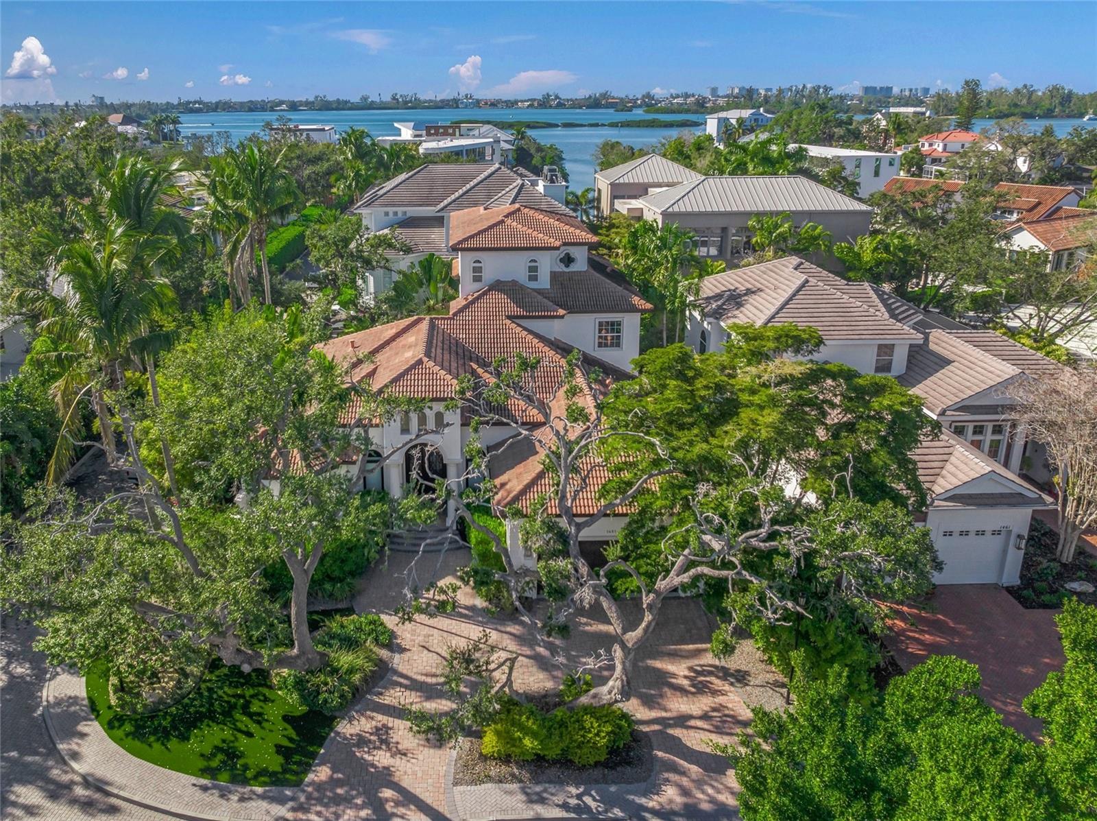 OYSTER BAY LANDINGS - Residential