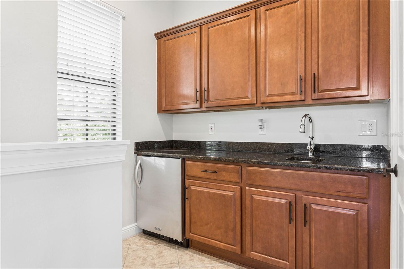 WESTSHORE YACHT CLUB PH 313 - Residential