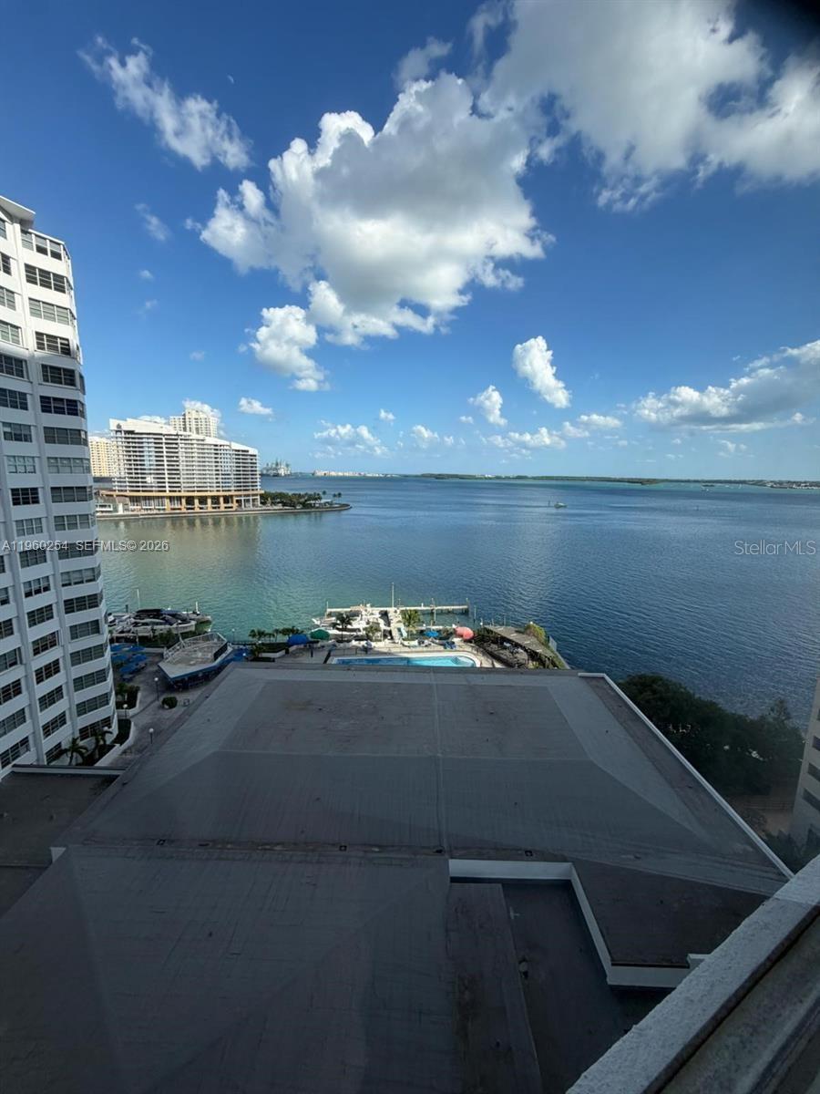 THE FOUR AMBASSADORS CONDO - Residential