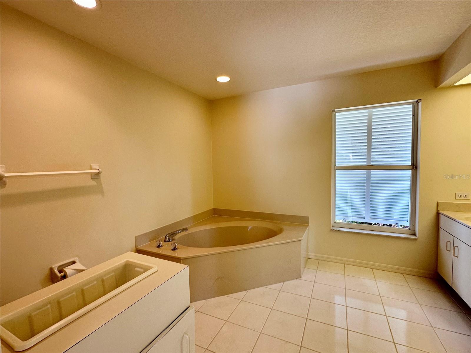 SOUTHWOOD SEC A - Residential Lease
