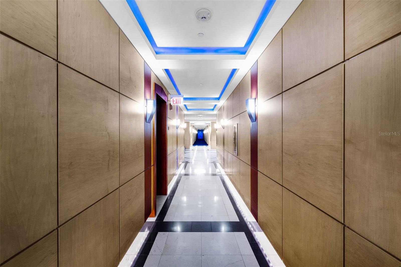 MARINA GRANDE/HALIFAX 01 - Residential
