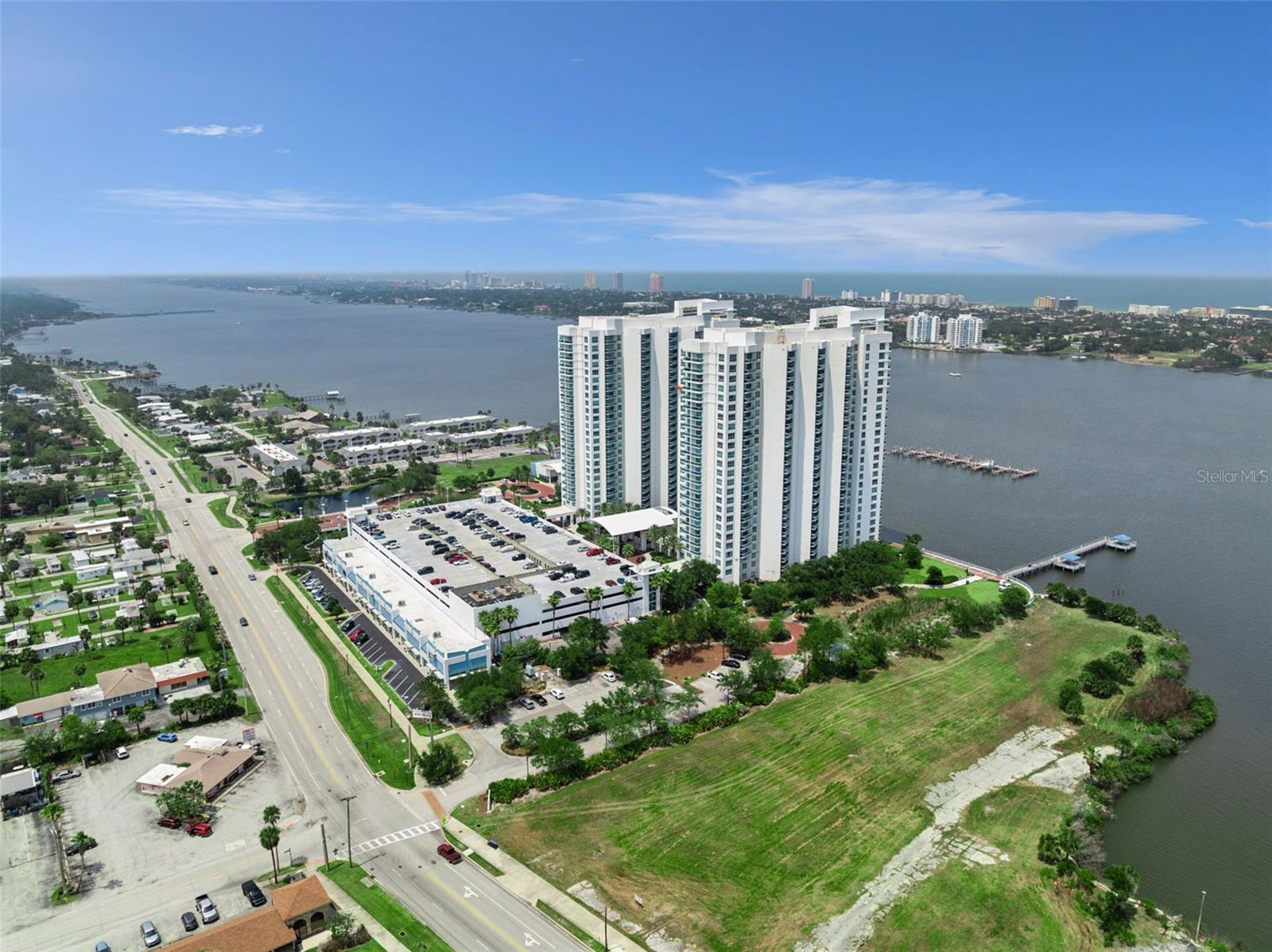 MARINA GRANDE/HALIFAX 01 - Residential