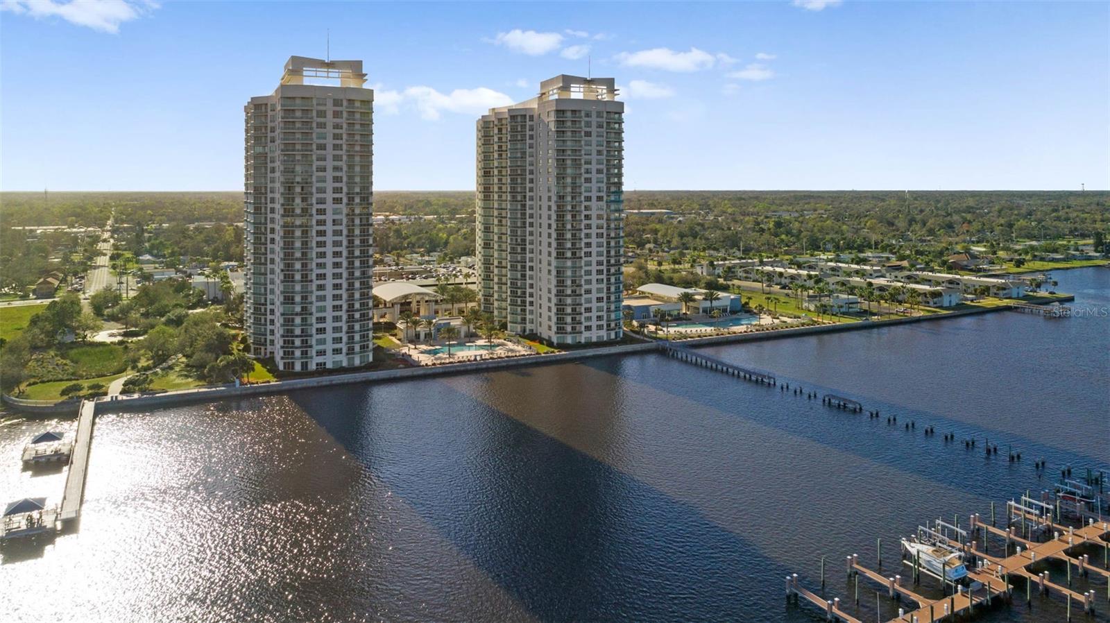 MARINA GRANDE/HALIFAX 01 - Residential