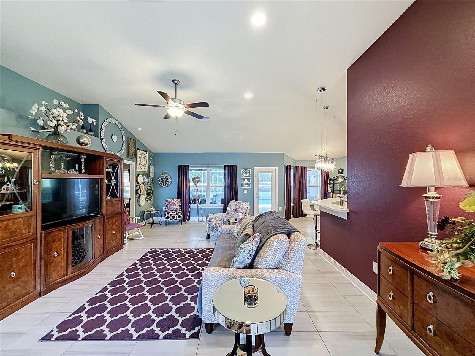 SPRING HILL - Residential