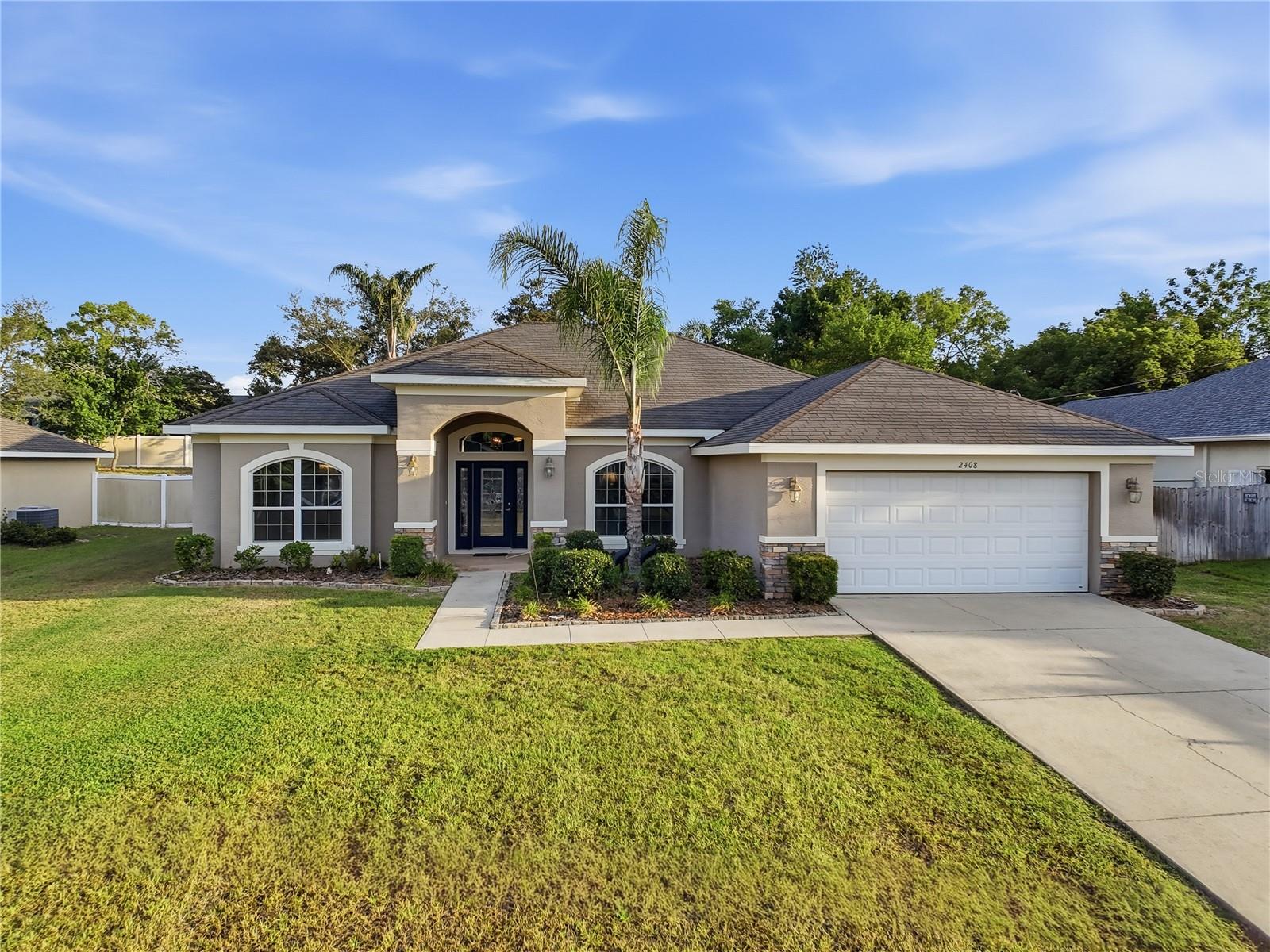 SPRING HILL - Residential