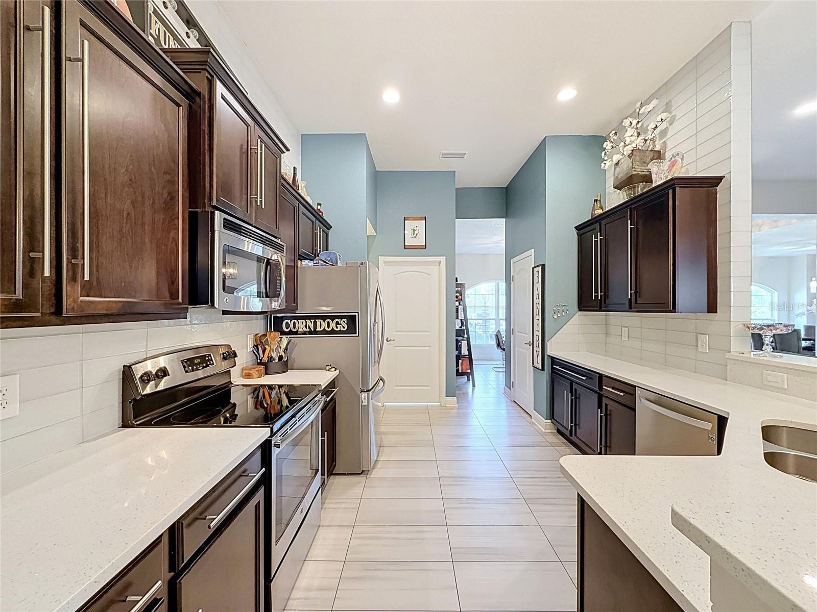 SPRING HILL - Residential