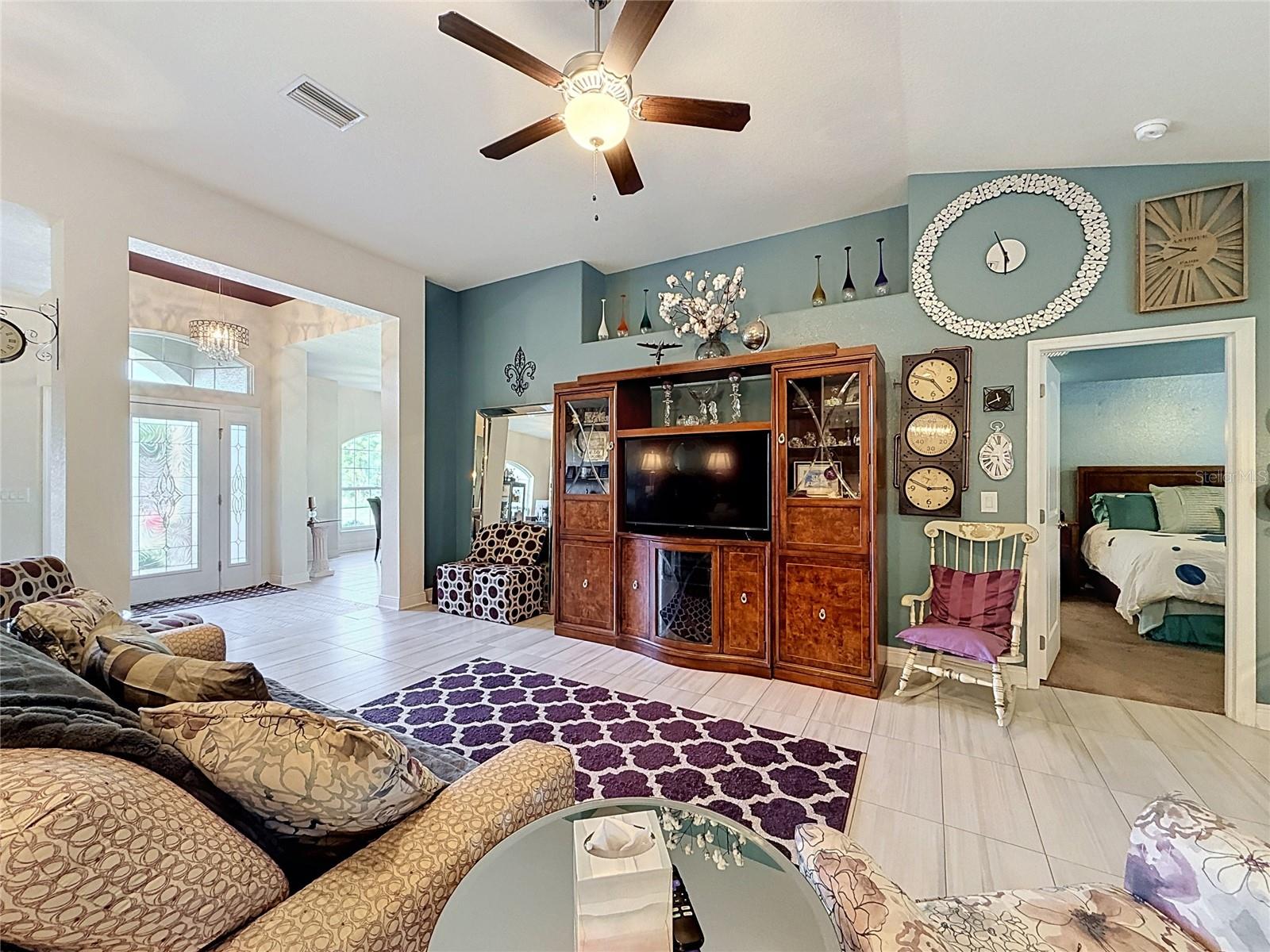 SPRING HILL - Residential