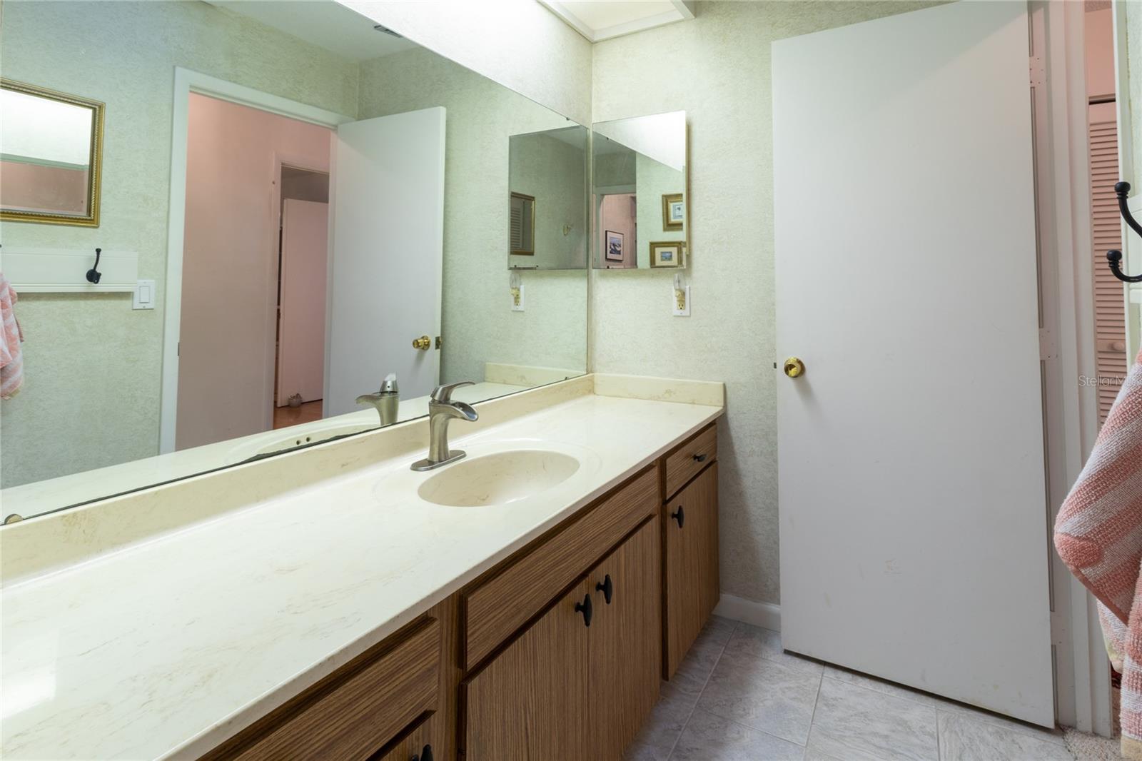 THE VILLAS AT EL CONQUISTADOR - Residential Lease