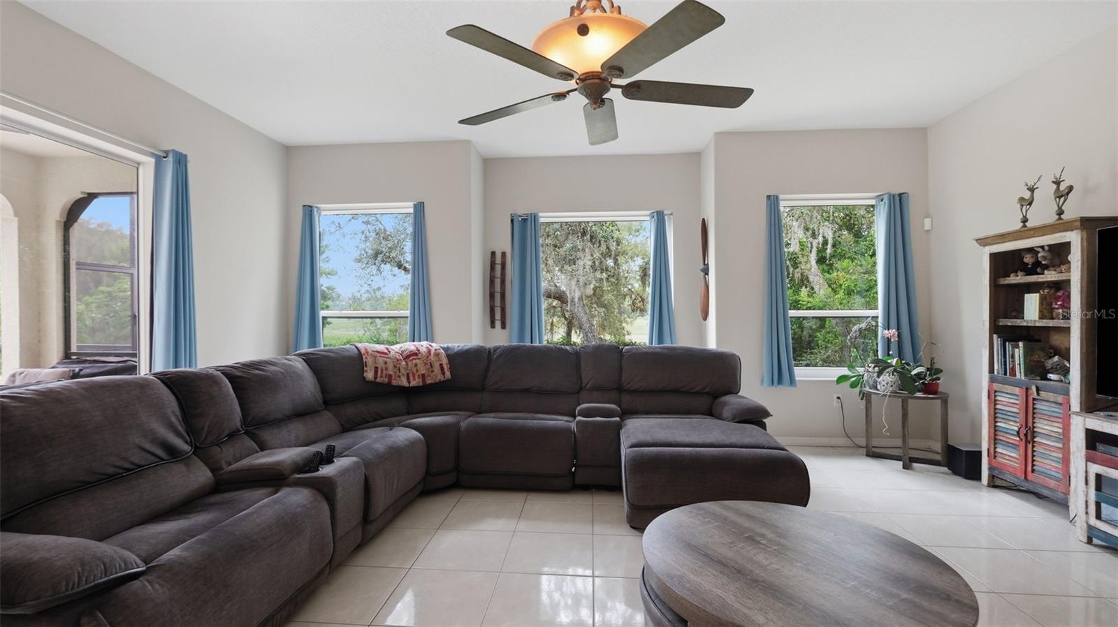 WOODLAND WATERS PH 2 - Residential