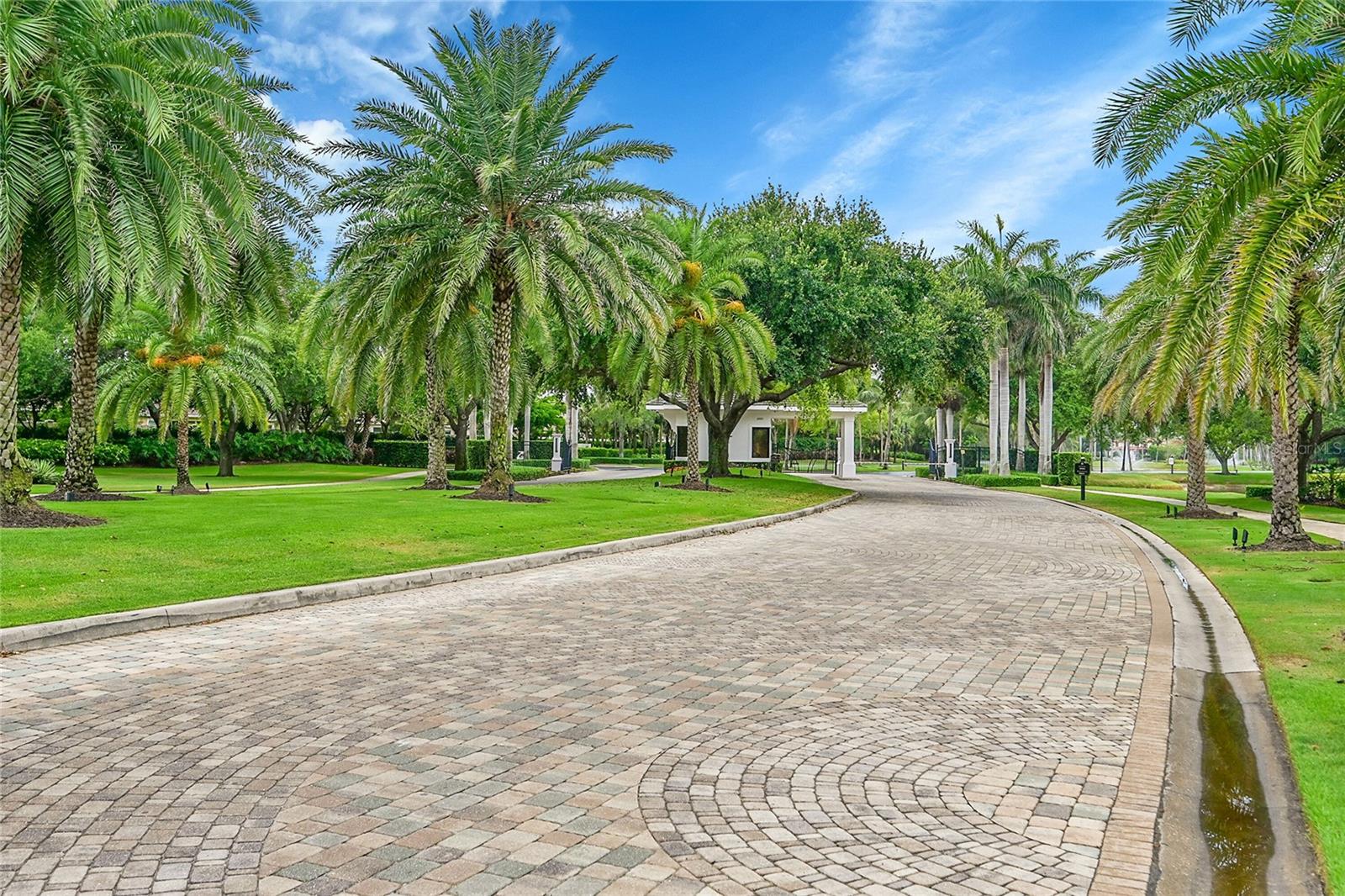 WINDSTAR CONDO SEC - Residential