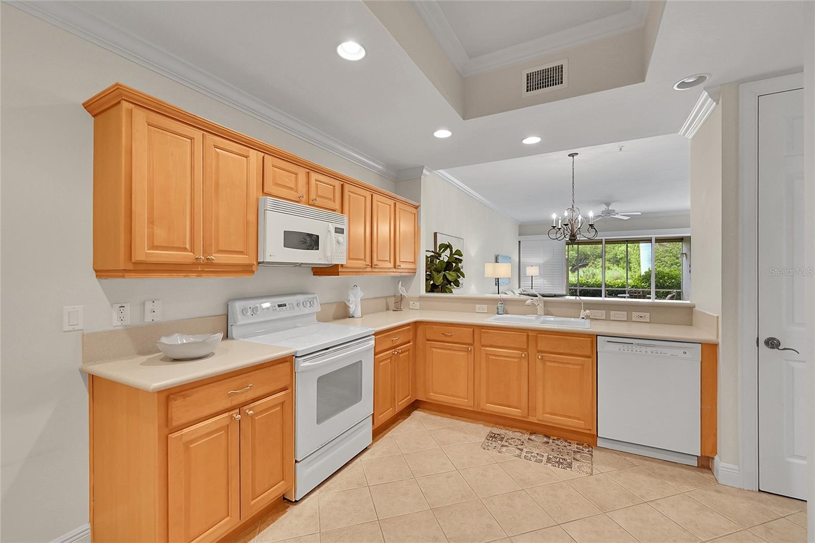 WINDSTAR CONDO SEC - Residential