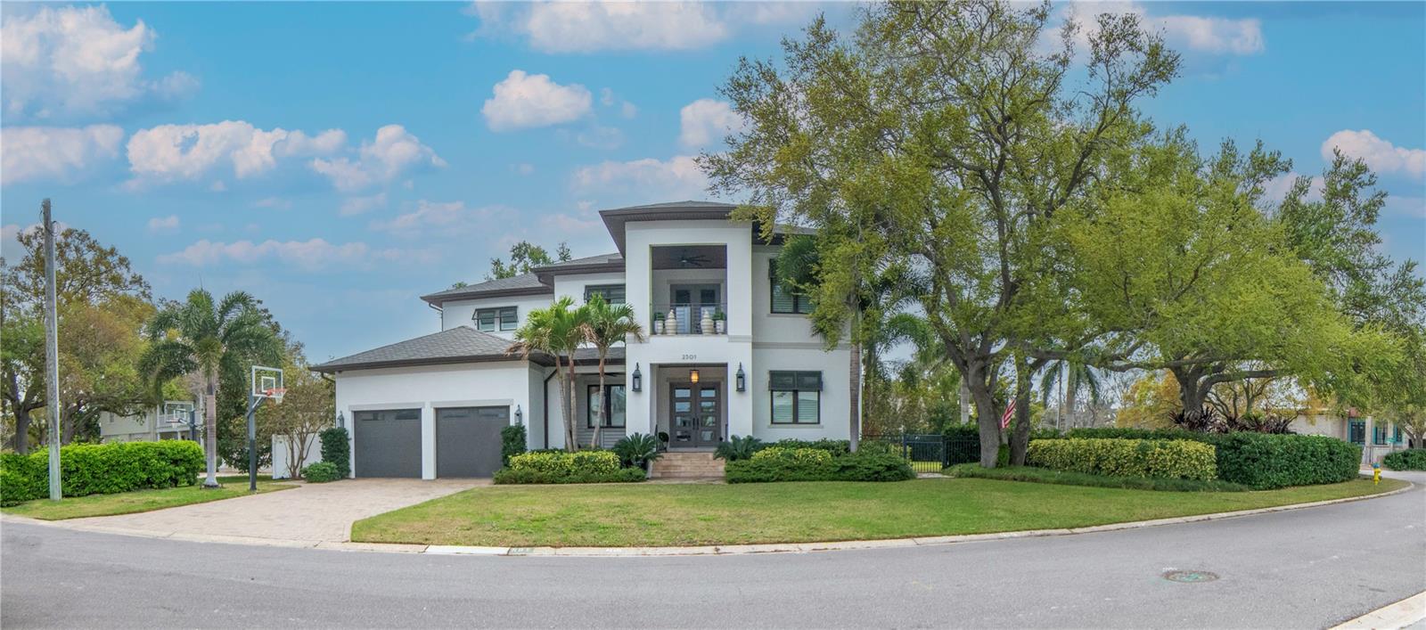 SUNSET PARK ISLES UNIT 4 - Residential