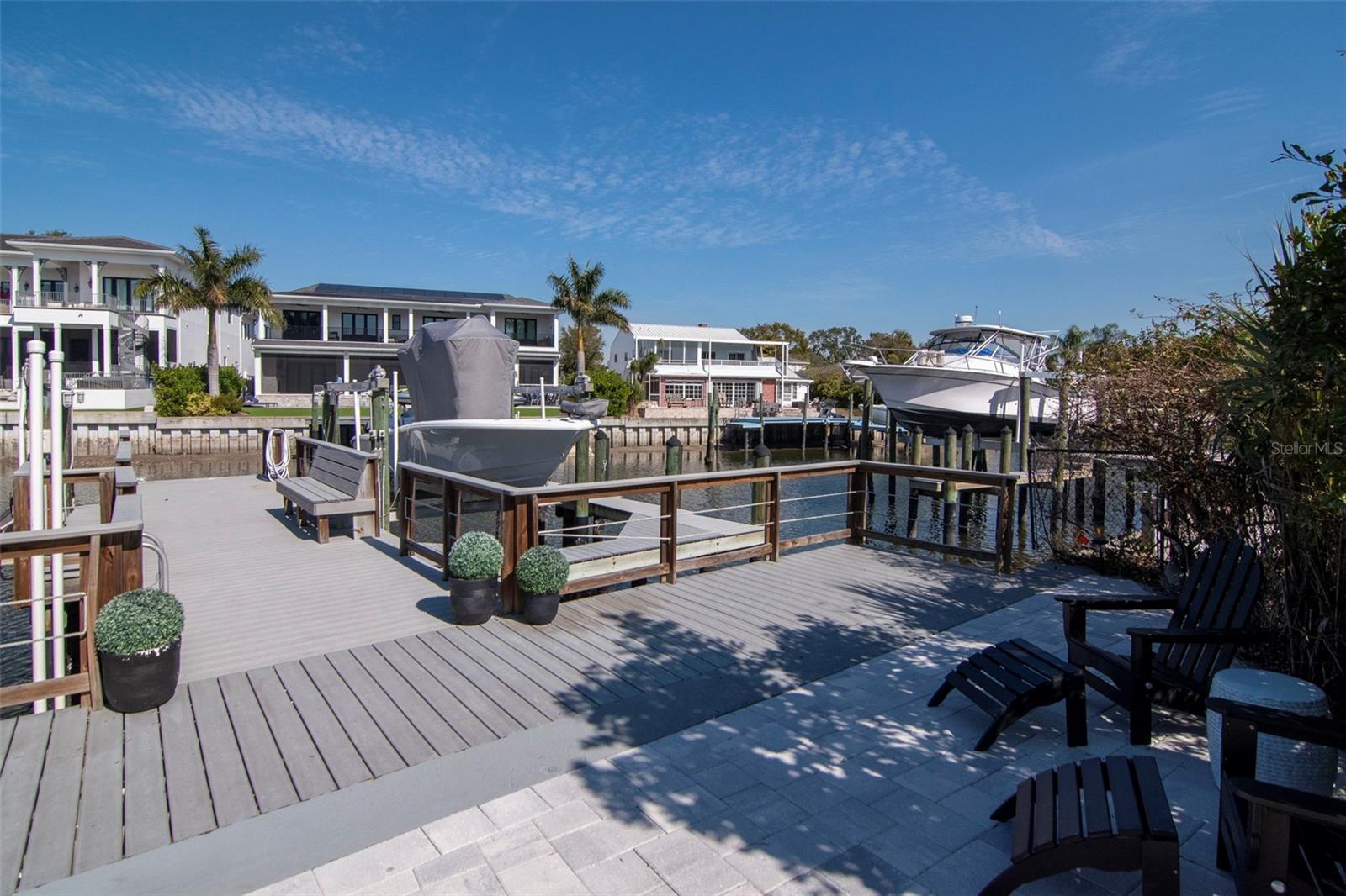SUNSET PARK ISLES UNIT 4 - Residential