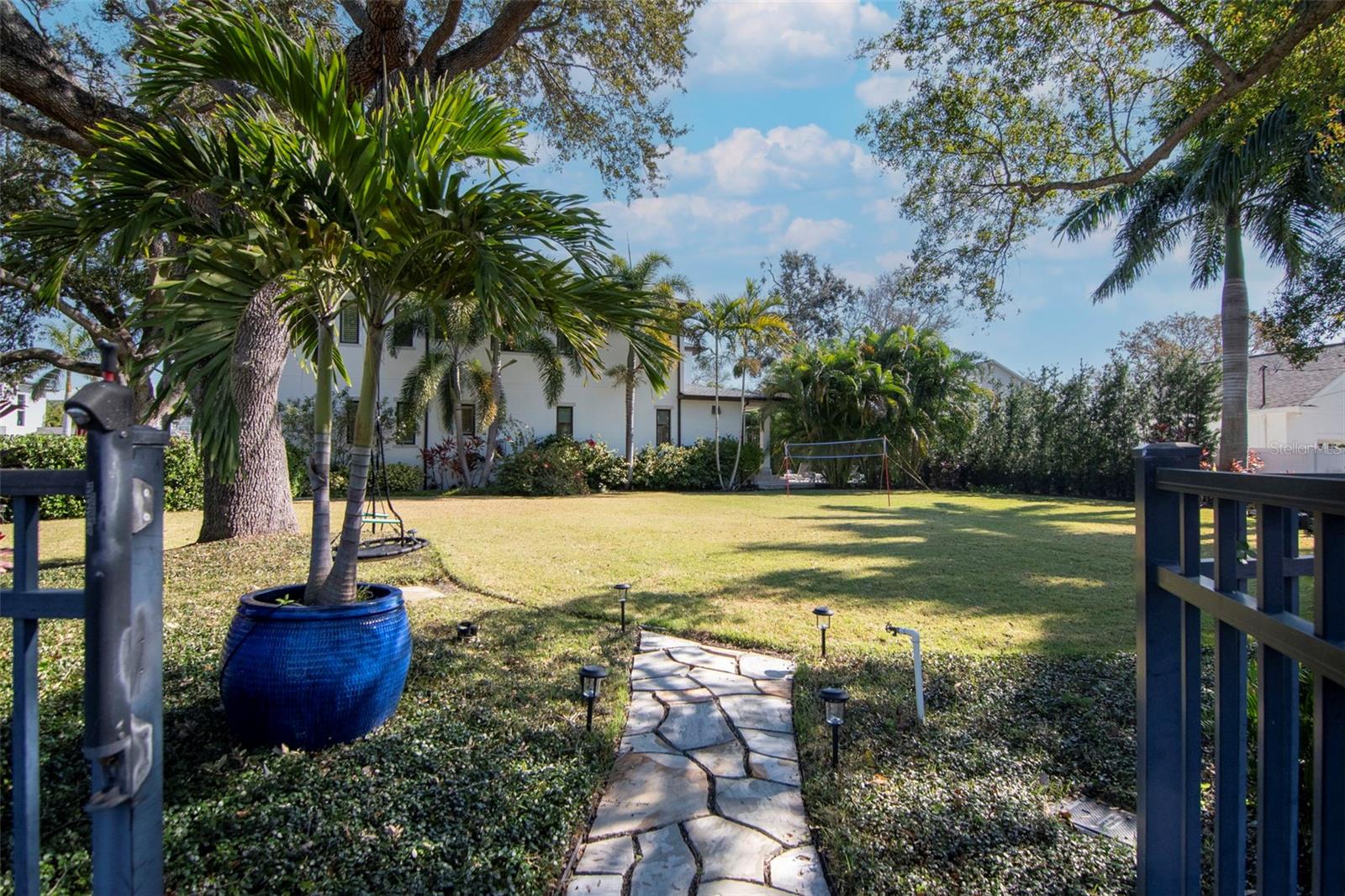 SUNSET PARK ISLES UNIT 4 - Residential