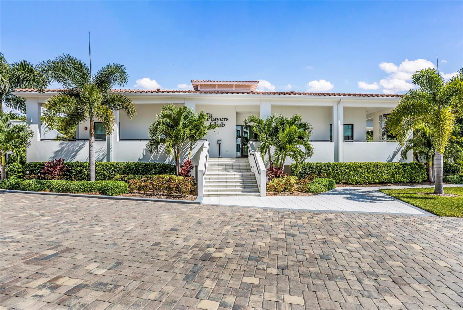 PLAYERS CLUB IV - Residential