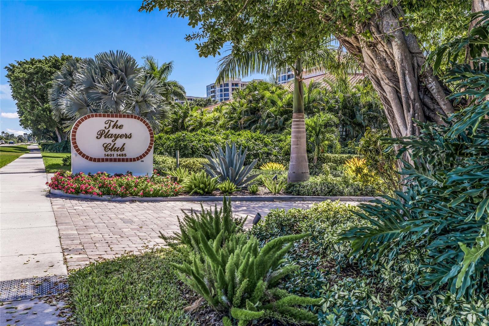 PLAYERS CLUB IV - Residential