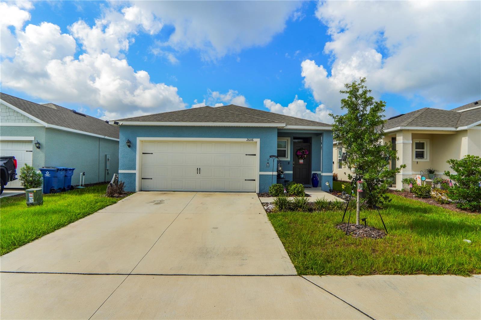CHARMING 4BR/2BA HOME IN A PRIME DAVENPORT LOCATION!

Welcome to this beautiful 4-bedroom, 2-bathroom home located in a desirable community with HOA, offering comfort, convenience, and a fantastic lifestyle.

Inside, you'll find a spacious kitchen fully equipped with all appliances, featuring a center island and beautiful wood cabinetry—perfect for everyday living and entertaining. The open layout creates a warm and inviting atmosphere throughout the home.

Step outside to enjoy the fully fenced backyard with a covered patio, providing the ideal space for relaxing, outdoor dining, or spending time with family and friends.

Enjoy fantastic community amenities, including a resort-style swimming pool, fitness center, playground, clubhouse, walking trails, and beautifully maintained common areas—all with a low HOA.

Additional features include a 2-car garage and a well-maintained community close to everything you need, including shopping, restaurants, schools, medical facilities, and major highways, making commuting to Orlando attractions and Central Florida destinations quick and convenient.

Don't miss this incredible opportunity to own a beautiful home in one of Davenport's most convenient locations. Schedule your private showing today!