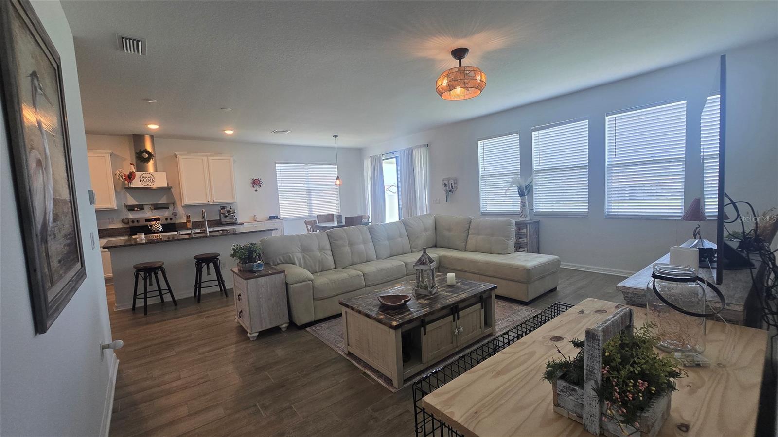 HILLTOP POINT REP - Residential