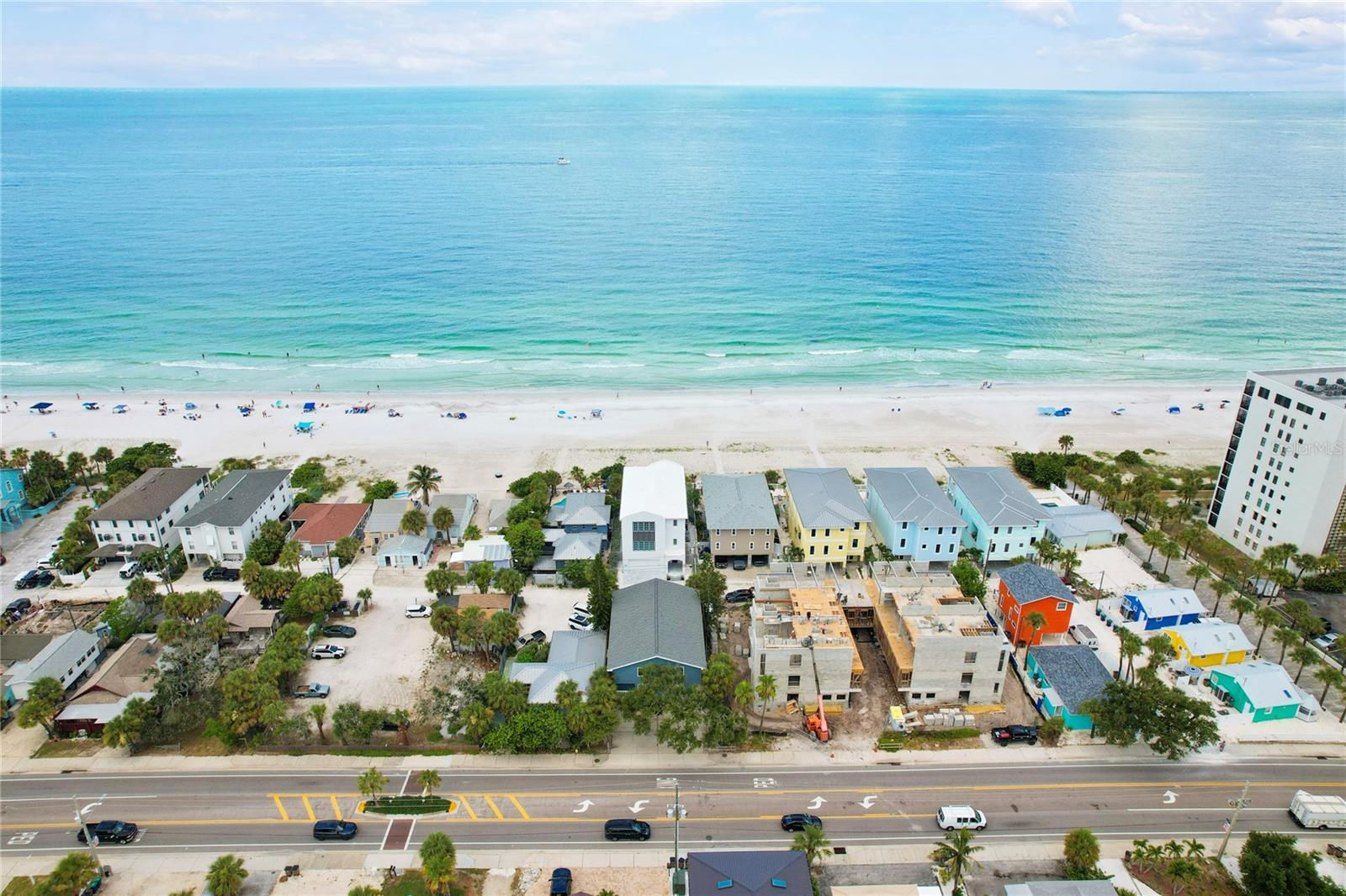 SHIP-A-HOEY CONDO - Residential