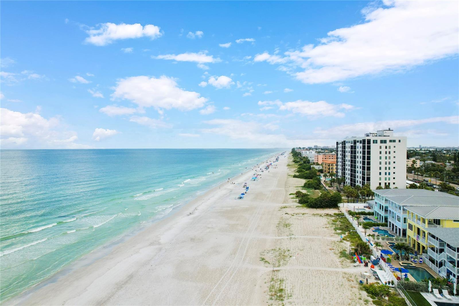 SHIP-A-HOEY CONDO - Residential