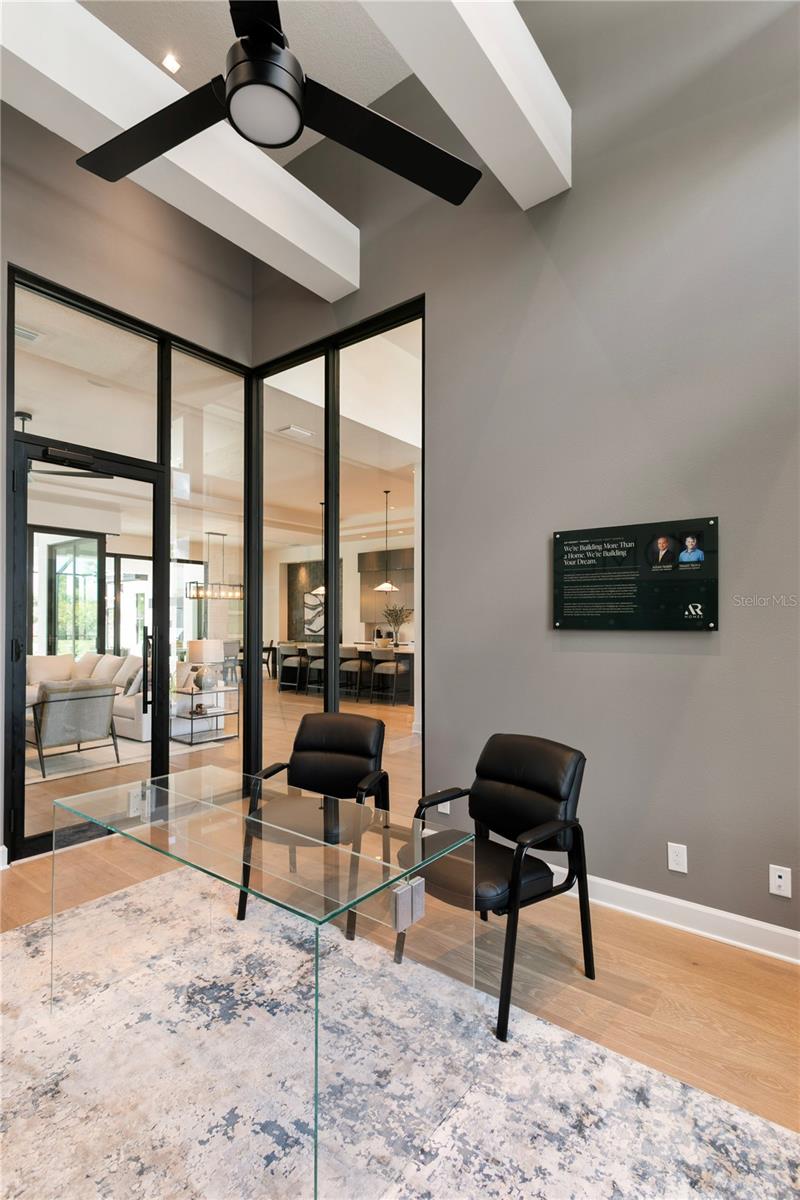 VICTORIA LAKES - Residential