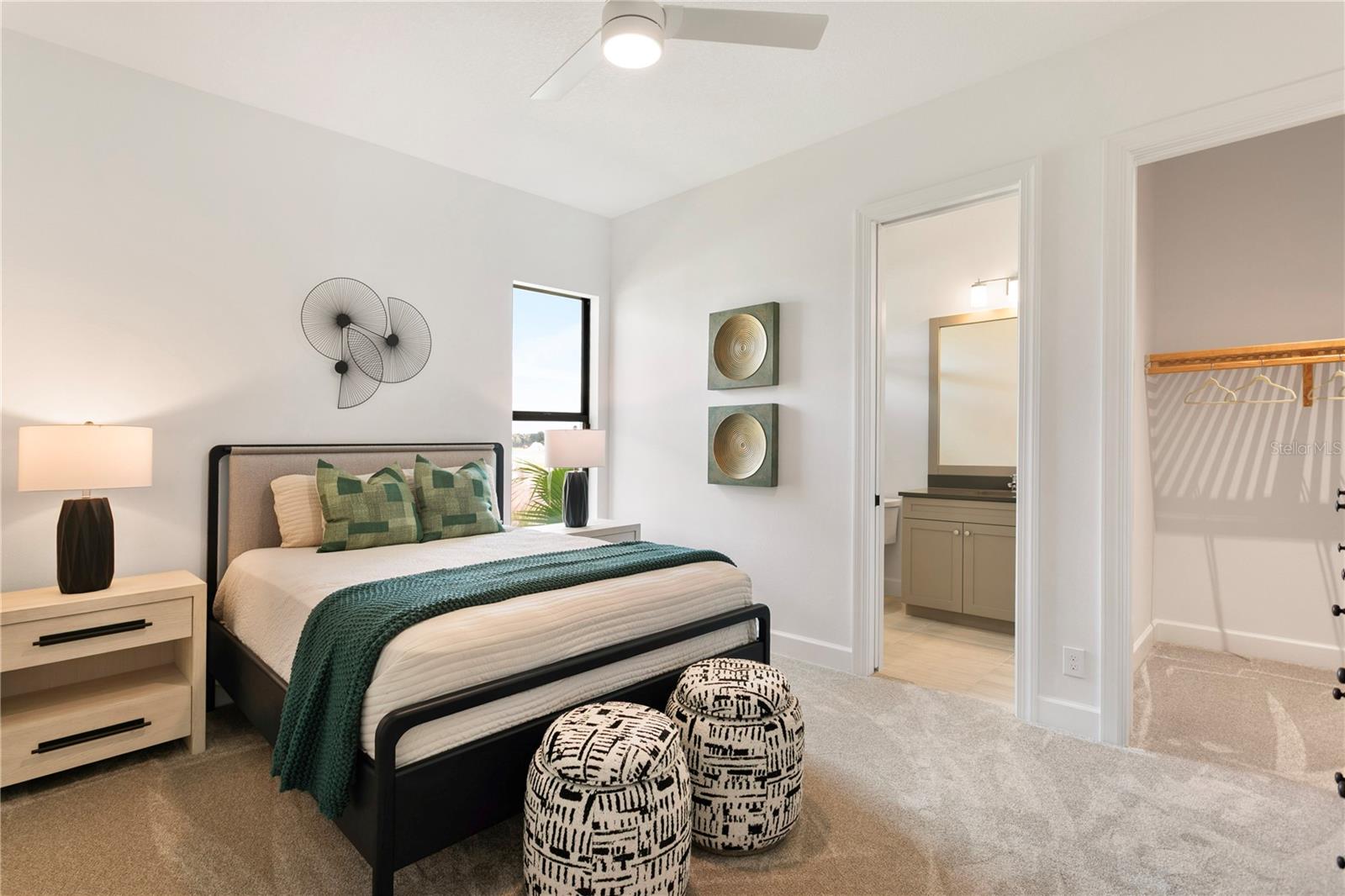 VICTORIA LAKES - Residential