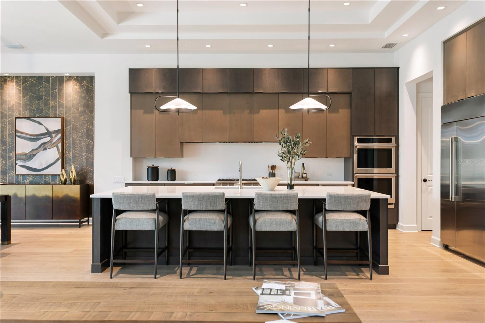 VICTORIA LAKES - Residential