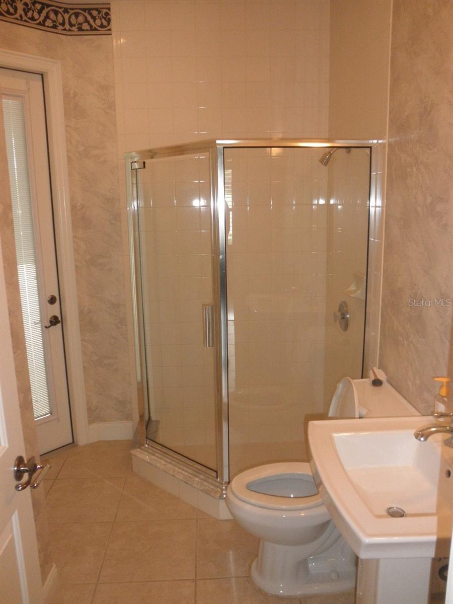 RESERVE AT TUSCAWILLA PH 2 - Residential Lease