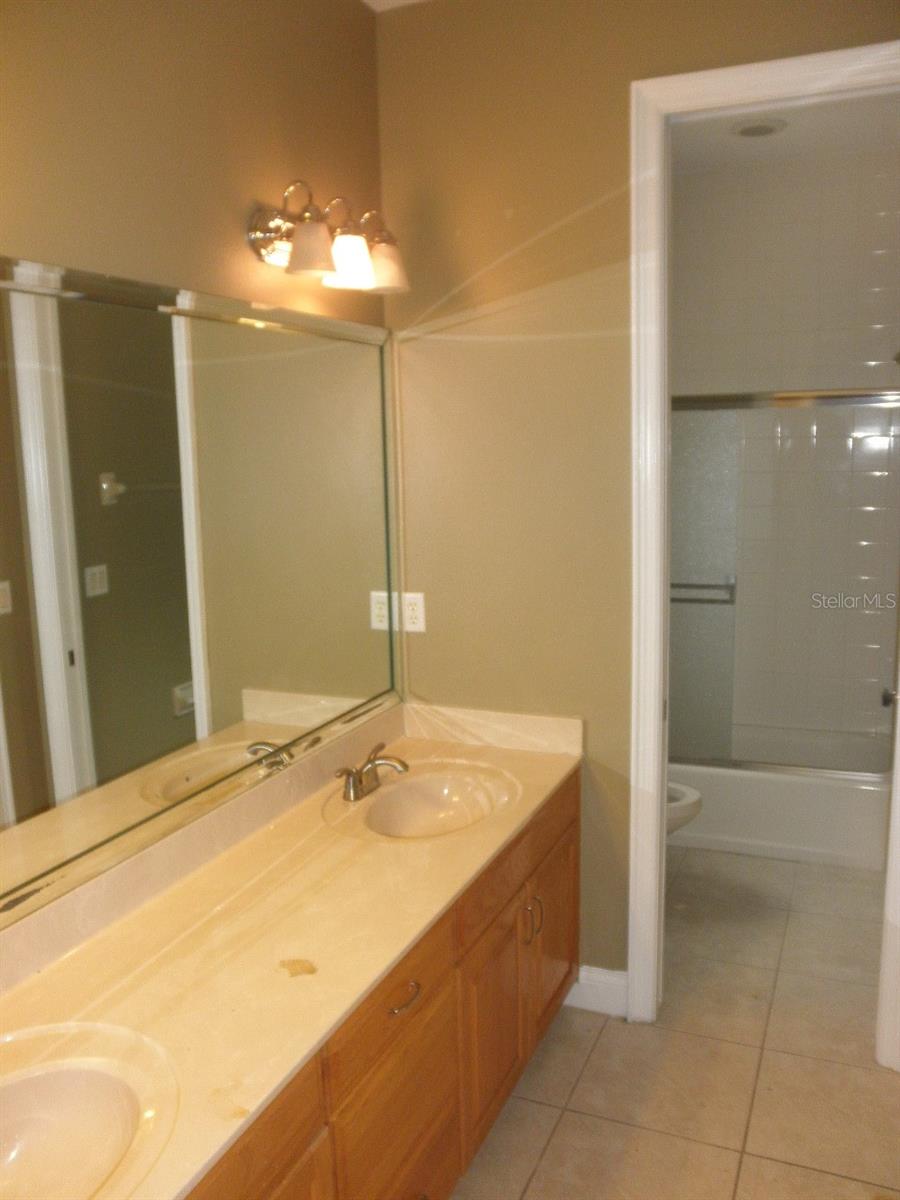 RESERVE AT TUSCAWILLA PH 2 - Residential Lease