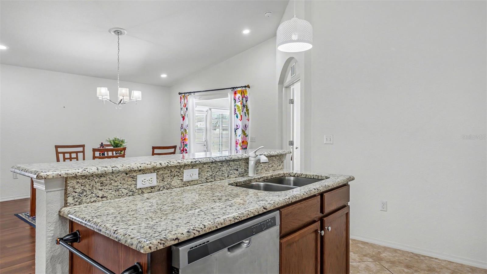 SHORES AT LAKE SEARS - Residential