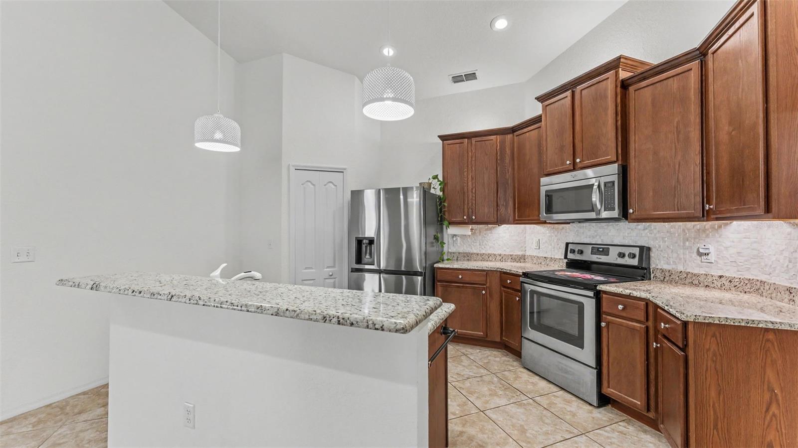 SHORES AT LAKE SEARS - Residential
