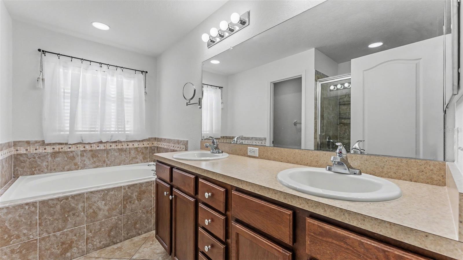 SHORES AT LAKE SEARS - Residential